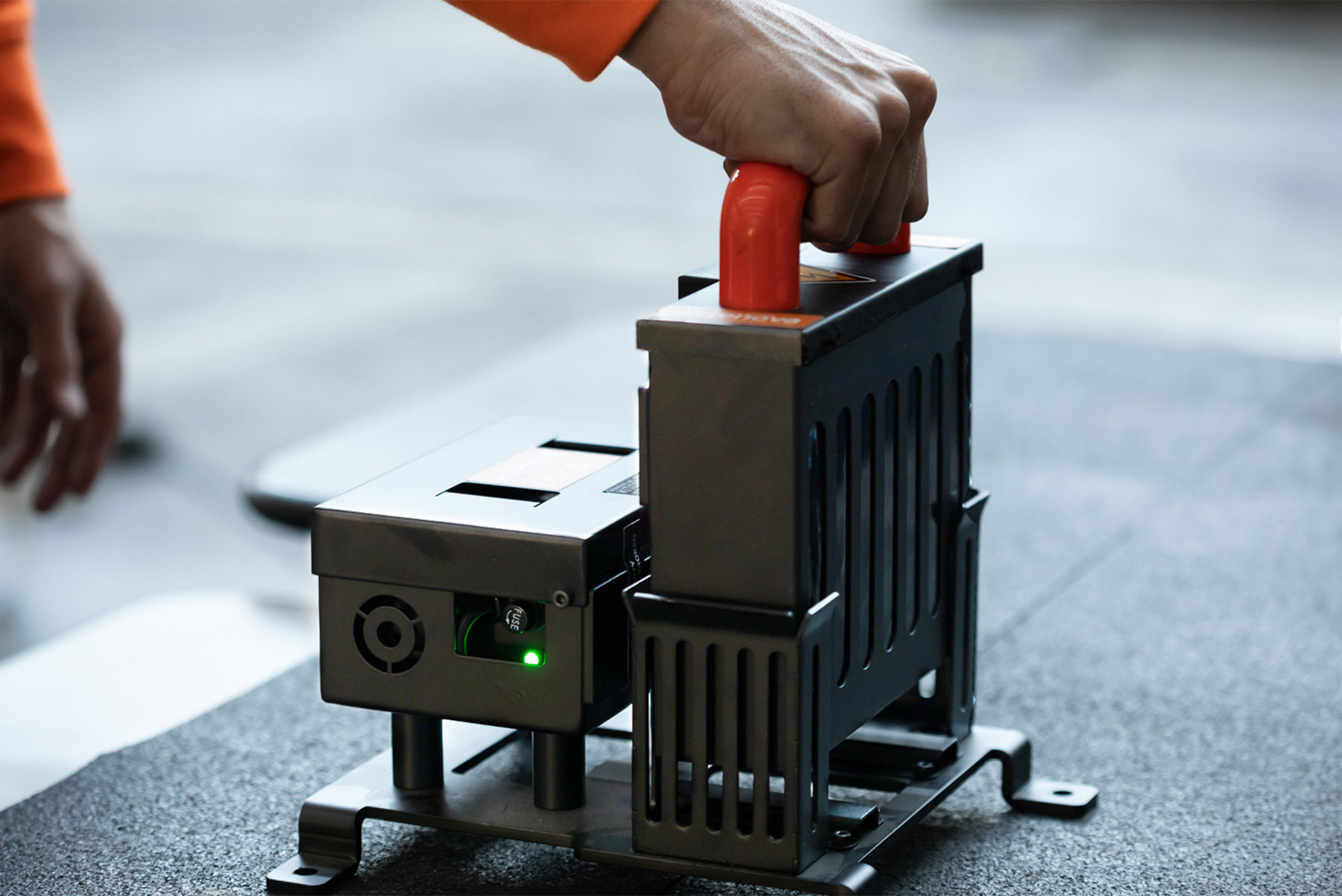 Moviroll roll pusher