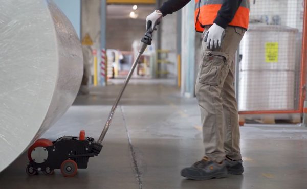 Moviroll roll pusher tissue